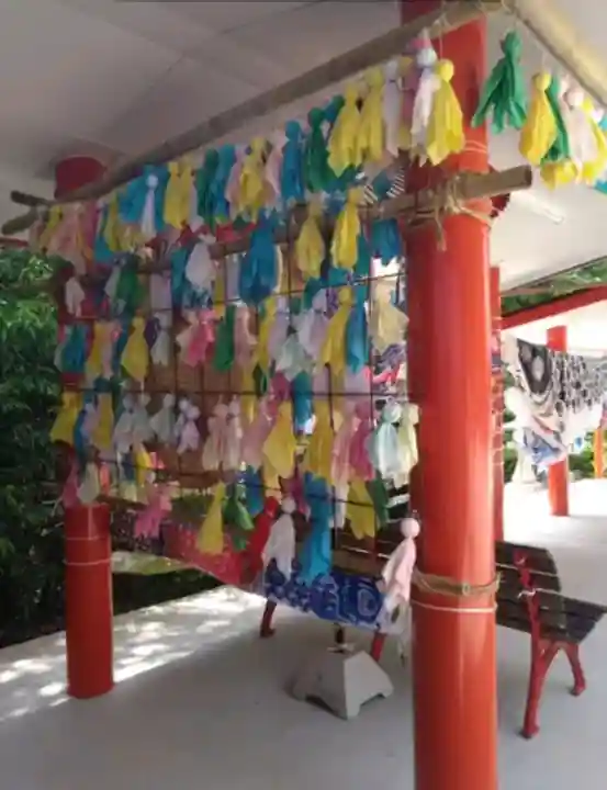 春日神社の{uncategorized: "未分類", other: "その他", undefined: "問題あり", building: "その他建物", grave: "お墓", sacred_gate: "鳥居", guardian: "狛犬", statue: "像", buddha: "仏像", history: "歴史", nature: "自然", garden: "庭園", animal: "動物", pagoda: "塔", temizu: "手水舎", mountain_gate: "山門・神門", sanctuary: "本殿・本堂", subordinate: "末社・摂社", art: "芸術", scenery: "景色", jizo: "地蔵", ema: "絵馬", goshuin: "御朱印", omikuji: "おみくじ", items: "授与品その他", amulet: "お守り", goshuincho: "御朱印帳", eats: "食事", festival: "お祭り", votive_dance: "神楽", shichigosan: "七五三参", wedding: "結婚式", experience: "体験その他", initially: "初詣", around: "周辺", anti_infection: "感染症対策"}
