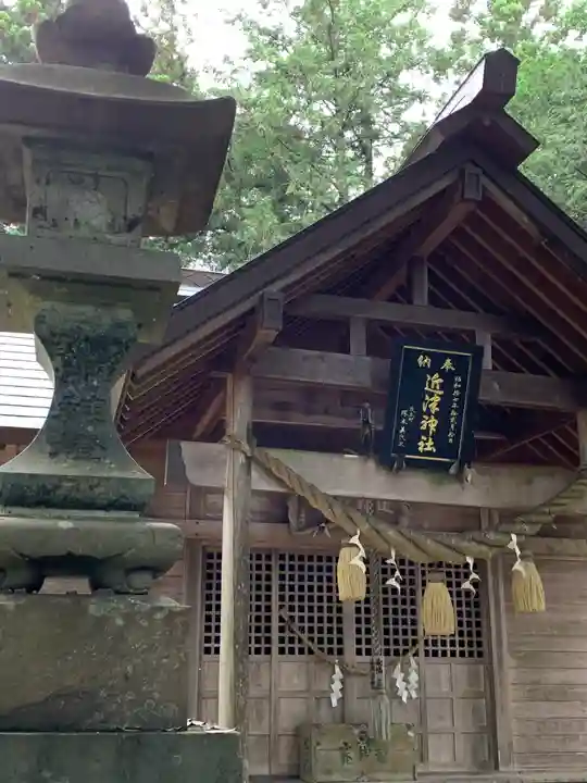 近津神社の本殿・本堂