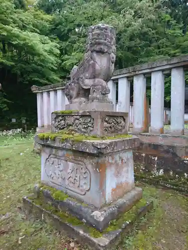 岡太神社の狛犬