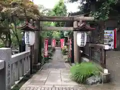 花園稲荷神社の鳥居