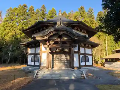 円蔵寺の本殿・本堂
