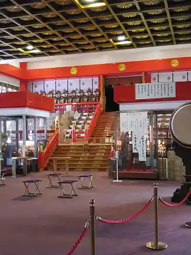 宝徳山稲荷大社の本殿・本堂