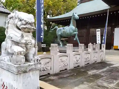 熊本縣護國神社の狛犬