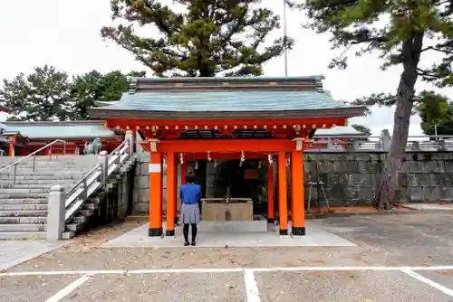 五社神社　諏訪神社の手水