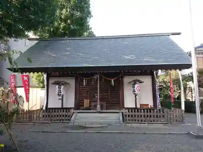 母智丘神社の本殿・本堂