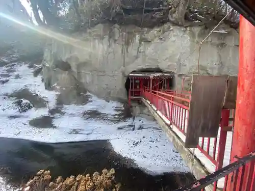 岩谷観音堂(岩手県)