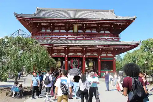 浅草寺の山門