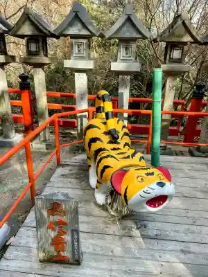 朝護孫子寺の{uncategorized: "未分類", other: "その他", undefined: "問題あり", building: "その他建物", grave: "お墓", sacred_gate: "鳥居", guardian: "狛犬", statue: "像", buddha: "仏像", history: "歴史", nature: "自然", garden: "庭園", animal: "動物", pagoda: "塔", temizu: "手水舎", mountain_gate: "山門・神門", sanctuary: "本殿・本堂", subordinate: "末社・摂社", art: "芸術", scenery: "景色", jizo: "地蔵", ema: "絵馬", goshuin: "御朱印", omikuji: "おみくじ", items: "授与品その他", amulet: "お守り", goshuincho: "御朱印帳", eats: "食事", festival: "お祭り", votive_dance: "神楽", shichigosan: "七五三参", wedding: "結婚式", experience: "体験その他", initially: "初詣", around: "周辺", anti_infection: "感染症対策"}