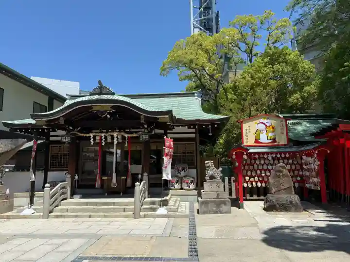 素盞嗚神社の{uncategorized: "未分類", other: "その他", undefined: "問題あり", building: "その他建物", grave: "お墓", sacred_gate: "鳥居", guardian: "狛犬", statue: "像", buddha: "仏像", history: "歴史", nature: "自然", garden: "庭園", animal: "動物", pagoda: "塔", temizu: "手水舎", mountain_gate: "山門・神門", sanctuary: "本殿・本堂", subordinate: "末社・摂社", art: "芸術", scenery: "景色", jizo: "地蔵", ema: "絵馬", goshuin: "御朱印", omikuji: "おみくじ", items: "授与品その他", amulet: "お守り", goshuincho: "御朱印帳", eats: "食事", festival: "お祭り", votive_dance: "神楽", shichigosan: "七五三参", wedding: "結婚式", experience: "体験その他", initially: "初詣", around: "周辺", anti_infection: "感染症対策"}