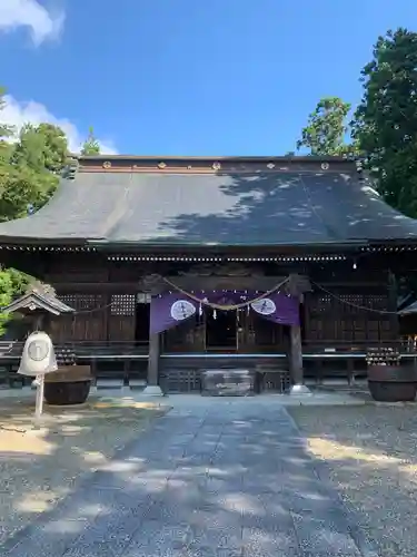 鳥谷崎神社の本殿・本堂