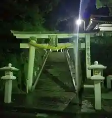 服部神社の鳥居