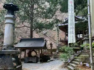 大嶽山那賀都神社(山梨県)