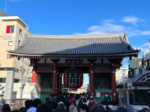 浅草寺の山門