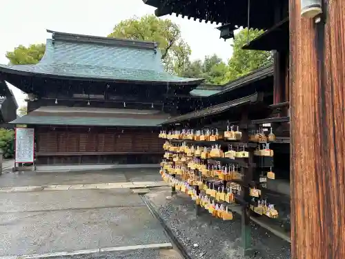 大元 宗忠神社の{uncategorized: "未分類", other: "その他", undefined: "問題あり", building: "その他建物", grave: "お墓", sacred_gate: "鳥居", guardian: "狛犬", statue: "像", buddha: "仏像", history: "歴史", nature: "自然", garden: "庭園", animal: "動物", pagoda: "塔", temizu: "手水舎", mountain_gate: "山門・神門", sanctuary: "本殿・本堂", subordinate: "末社・摂社", art: "芸術", scenery: "景色", jizo: "地蔵", ema: "絵馬", goshuin: "御朱印", omikuji: "おみくじ", items: "授与品その他", amulet: "お守り", goshuincho: "御朱印帳", eats: "食事", festival: "お祭り", votive_dance: "神楽", shichigosan: "七五三参", wedding: "結婚式", experience: "体験その他", initially: "初詣", around: "周辺", anti_infection: "感染症対策"}