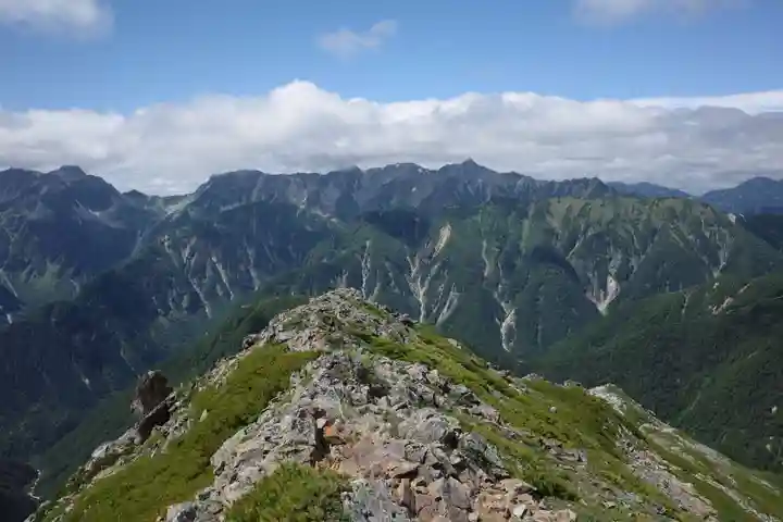 岡宮神社の景色