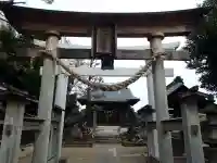 新井宿 子日神社の鳥居