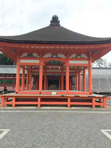 美濃國一宮　南宮大社の本殿・本堂