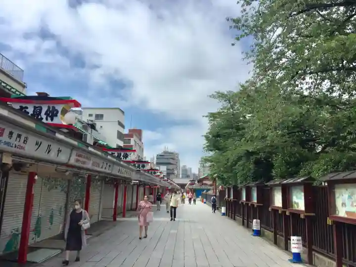 浅草寺の周辺