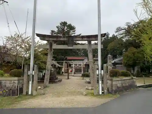 八幡社の鳥居