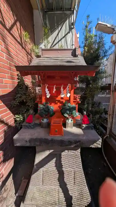 町田稲荷の{uncategorized: "未分類", other: "その他", undefined: "問題あり", building: "その他建物", grave: "お墓", sacred_gate: "鳥居", guardian: "狛犬", statue: "像", buddha: "仏像", history: "歴史", nature: "自然", garden: "庭園", animal: "動物", pagoda: "塔", temizu: "手水舎", mountain_gate: "山門・神門", sanctuary: "本殿・本堂", subordinate: "末社・摂社", art: "芸術", scenery: "景色", jizo: "地蔵", ema: "絵馬", goshuin: "御朱印", omikuji: "おみくじ", items: "授与品その他", amulet: "お守り", goshuincho: "御朱印帳", eats: "食事", festival: "お祭り", votive_dance: "神楽", shichigosan: "七五三参", wedding: "結婚式", experience: "体験その他", initially: "初詣", around: "周辺", anti_infection: "感染症対策"}