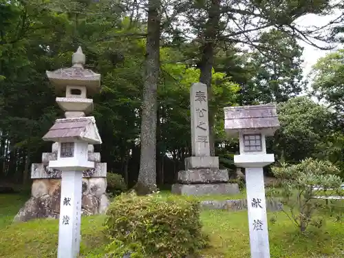 大鳥神社の建物その他