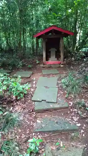 皇産霊神社の末社