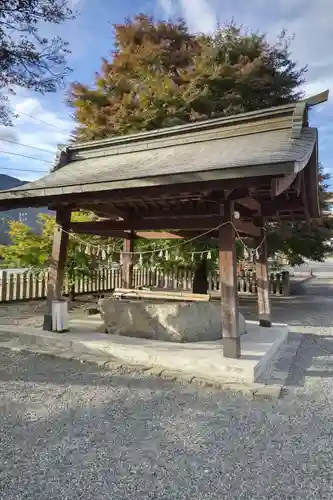 久津八幡宮の手水