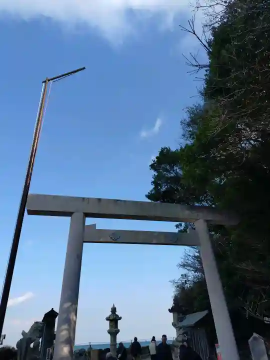 二見興玉神社の{uncategorized: "未分類", other: "その他", undefined: "問題あり", building: "その他建物", grave: "お墓", sacred_gate: "鳥居", guardian: "狛犬", statue: "像", buddha: "仏像", history: "歴史", nature: "自然", garden: "庭園", animal: "動物", pagoda: "塔", temizu: "手水舎", mountain_gate: "山門・神門", sanctuary: "本殿・本堂", subordinate: "末社・摂社", art: "芸術", scenery: "景色", jizo: "地蔵", ema: "絵馬", goshuin: "御朱印", omikuji: "おみくじ", items: "授与品その他", amulet: "お守り", goshuincho: "御朱印帳", eats: "食事", festival: "お祭り", votive_dance: "神楽", shichigosan: "七五三参", wedding: "結婚式", experience: "体験その他", initially: "初詣", around: "周辺", anti_infection: "感染症対策"}