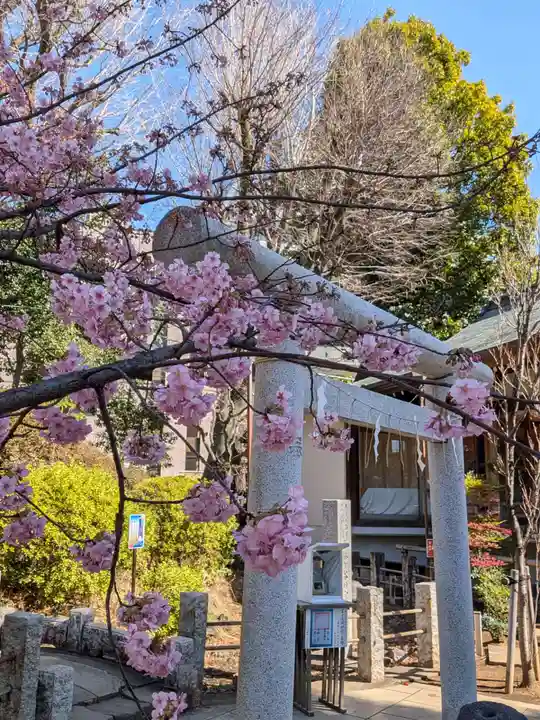 鳩森八幡神社(東京都)