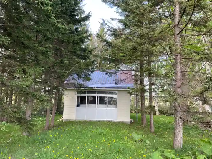 中問寒神社の本殿・本堂