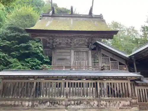 玉作湯神社の本殿