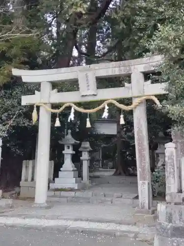庭田神社の{uncategorized: "未分類", other: "その他", undefined: "問題あり", building: "その他建物", grave: "お墓", sacred_gate: "鳥居", guardian: "狛犬", statue: "像", buddha: "仏像", history: "歴史", nature: "自然", garden: "庭園", animal: "動物", pagoda: "塔", temizu: "手水舎", mountain_gate: "山門・神門", sanctuary: "本殿・本堂", subordinate: "末社・摂社", art: "芸術", scenery: "景色", jizo: "地蔵", ema: "絵馬", goshuin: "御朱印", omikuji: "おみくじ", items: "授与品その他", amulet: "お守り", goshuincho: "御朱印帳", eats: "食事", festival: "お祭り", votive_dance: "神楽", shichigosan: "七五三参", wedding: "結婚式", experience: "体験その他", initially: "初詣", around: "周辺", anti_infection: "感染症対策"}