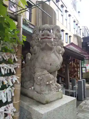 菊名神社の狛犬