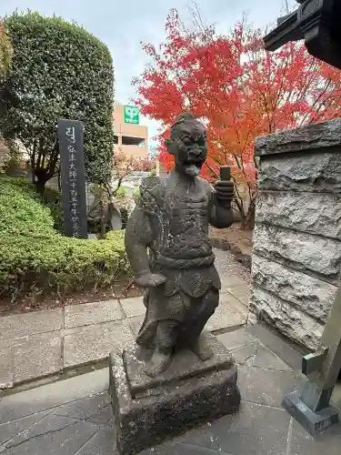 金剛寺の{uncategorized: "未分類", other: "その他", undefined: "問題あり", building: "その他建物", grave: "お墓", sacred_gate: "鳥居", guardian: "狛犬", statue: "像", buddha: "仏像", history: "歴史", nature: "自然", garden: "庭園", animal: "動物", pagoda: "塔", temizu: "手水舎", mountain_gate: "山門・神門", sanctuary: "本殿・本堂", subordinate: "末社・摂社", art: "芸術", scenery: "景色", jizo: "地蔵", ema: "絵馬", goshuin: "御朱印", omikuji: "おみくじ", items: "授与品その他", amulet: "お守り", goshuincho: "御朱印帳", eats: "食事", festival: "お祭り", votive_dance: "神楽", shichigosan: "七五三参", wedding: "結婚式", experience: "体験その他", initially: "初詣", around: "周辺", anti_infection: "感染症対策"}