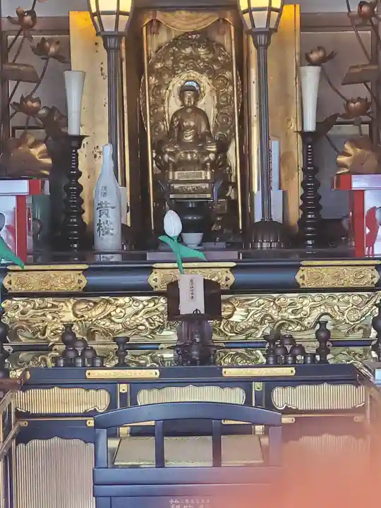 持宝院(手伝い地蔵)の仏像