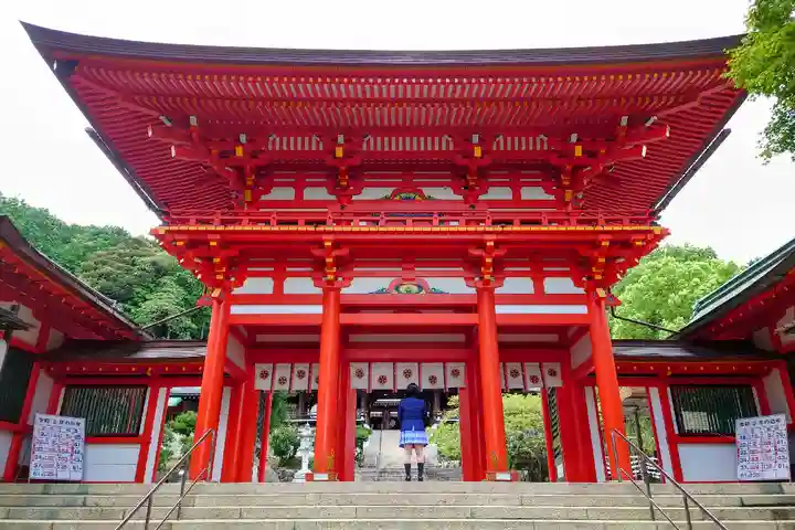 近江神宮の山門・神門