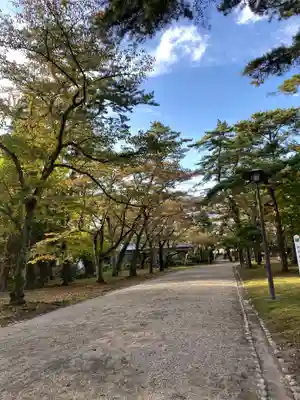 与次郎稲荷神社のその他建物
