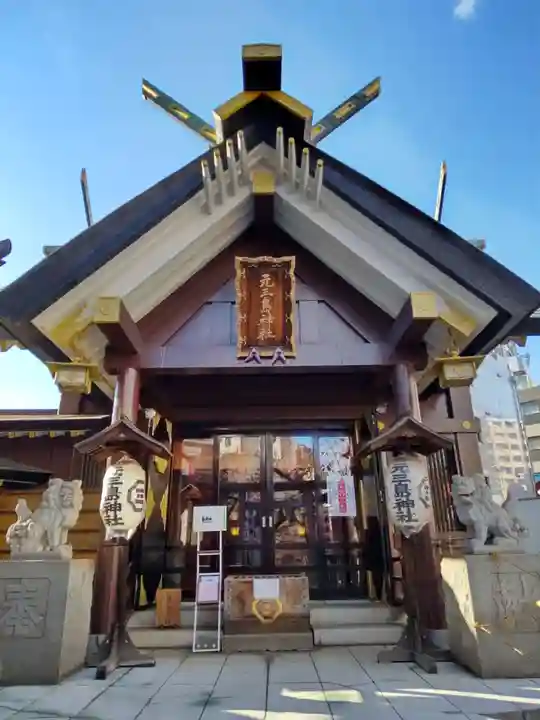 元三島神社の本殿・本堂