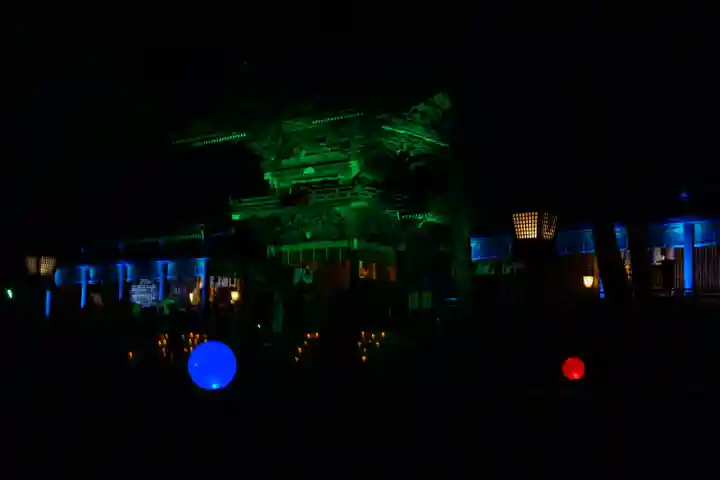 諏訪大社下社秋宮(長野県)