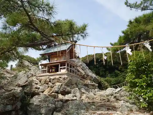 猪鼻湖神社(静岡県)