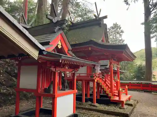 丹生神社の末社・摂社