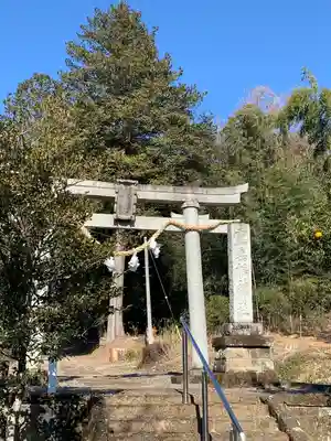 露垂根神社の鳥居
