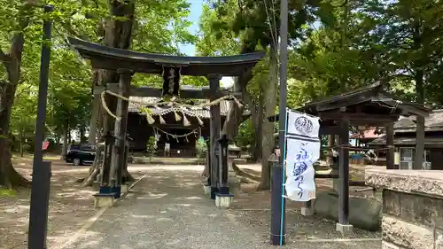 岩崎神社の鳥居