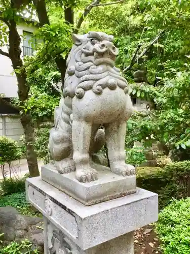 日置神社の狛犬