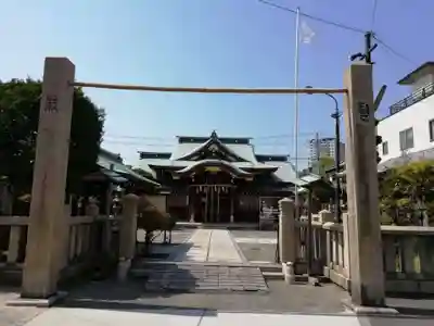 厄除の宮　駒林神社の山門・神門