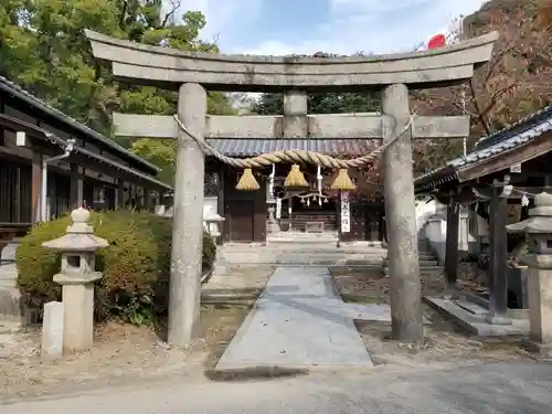 糸碕神社の鳥居