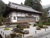 極楽寺の本殿・本堂