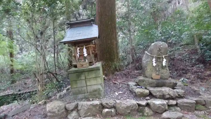 大矢田神社の末社・摂社