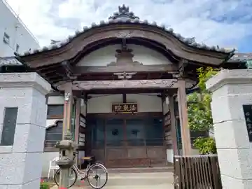 法泉院の本殿・本堂