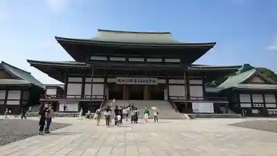 成田山新勝寺の本殿・本堂